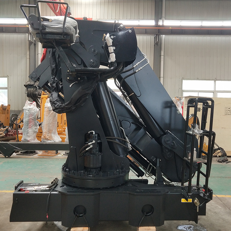 hydraulic 12 ton knuckle boom self loader truck mounted crane