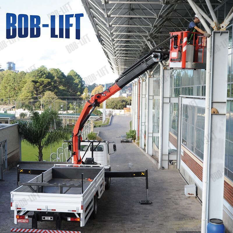 Telescopic Man Lifting Basket Crane for Truck