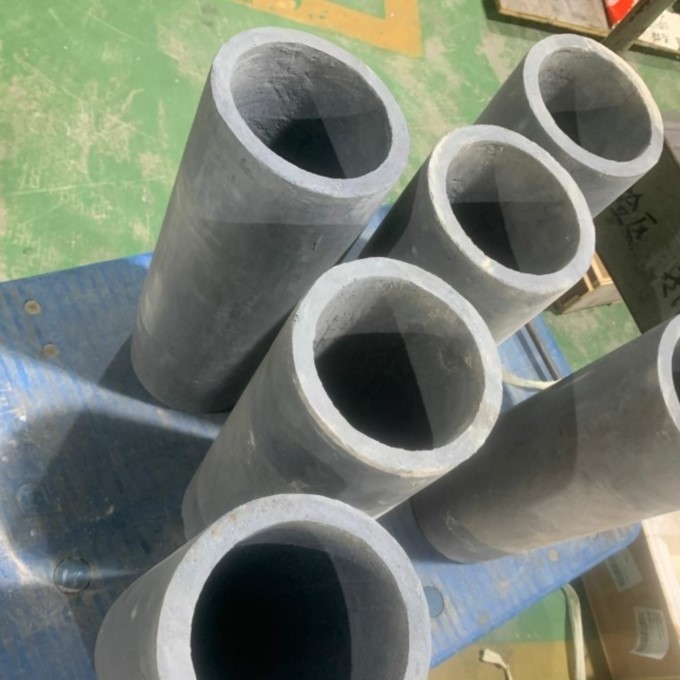 Silicon Carbide Ceramic Tube Reaction Sintered Black Sic Ceramic Pipe High Thermal Conductivity Part