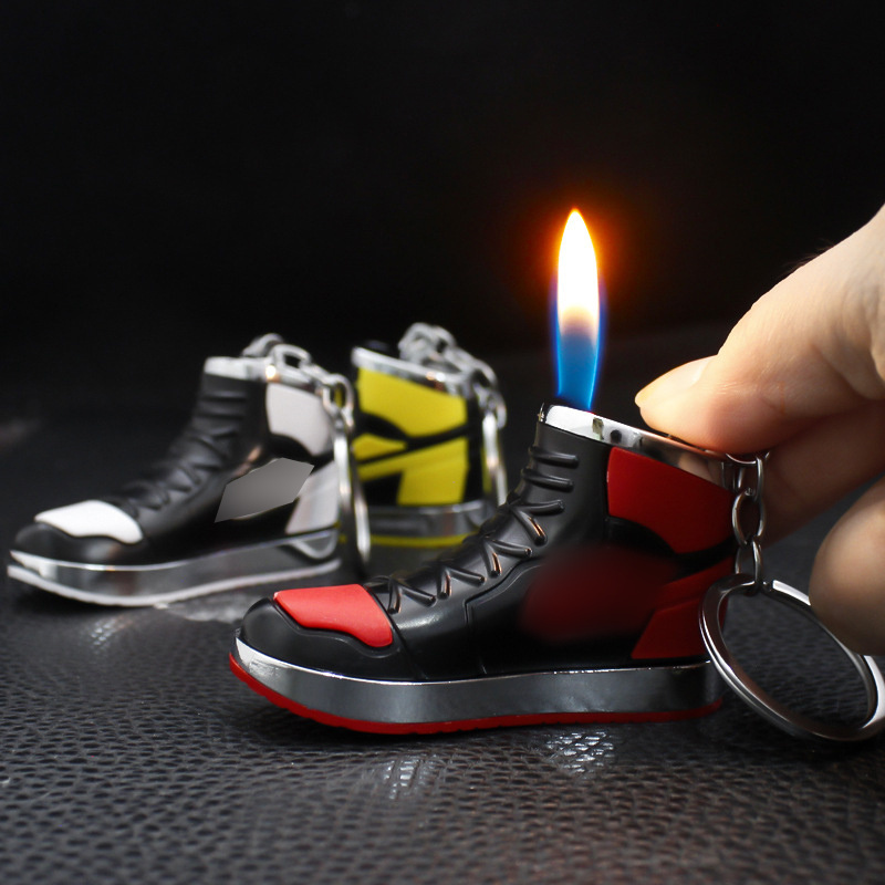 BD2012  Creative Open Flame Lighters Plastic Metal Open Flame Cigarette Lighters Keychain Cigarette Wholesale