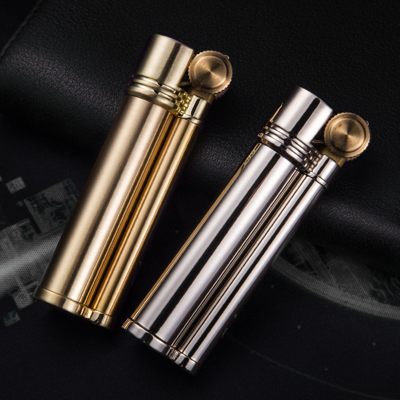 CHIEF CF016 Creative metal windproof retro personality kerosene lighter cigarette lighter men's cigarette set wholesale