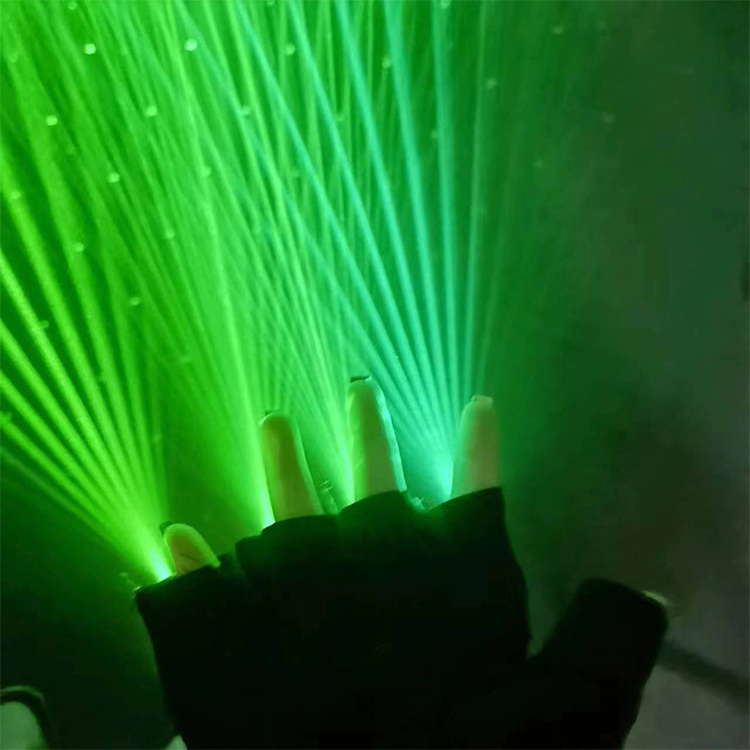 Small MOQ battery powerful led flashlight gloves with laser beam