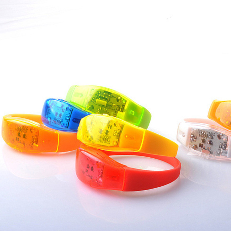 PS Silicon material sound activated led bracelet Light up flashing led bracelet for party concert