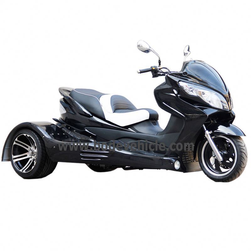 EEC 300CC Trike Scooter