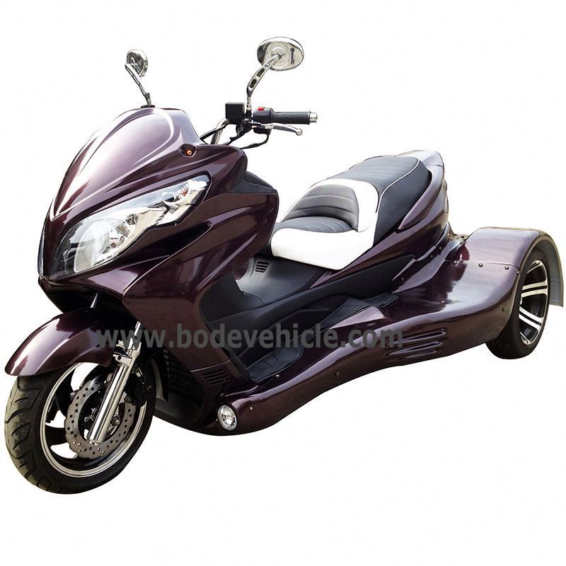 EEC 300CC Trike Scooter