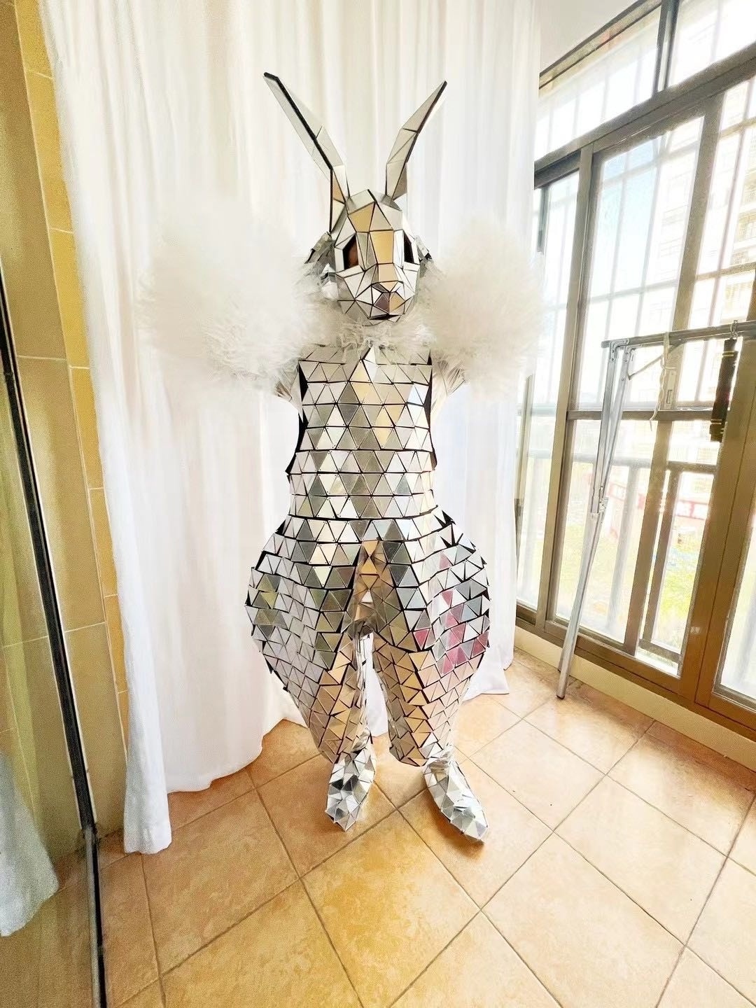 Hot Selling Party Costumes Real Robot Mirror Costumes Adult Women Cosplay Silver Mirror Rabbit Costume