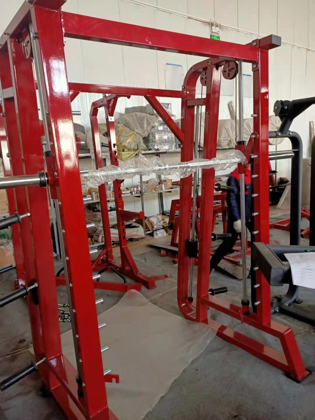 commercial gym equipment strength machine smith machine