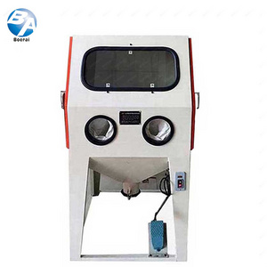 Dry Sand blasting Machine / Closed sandblasting cabinet