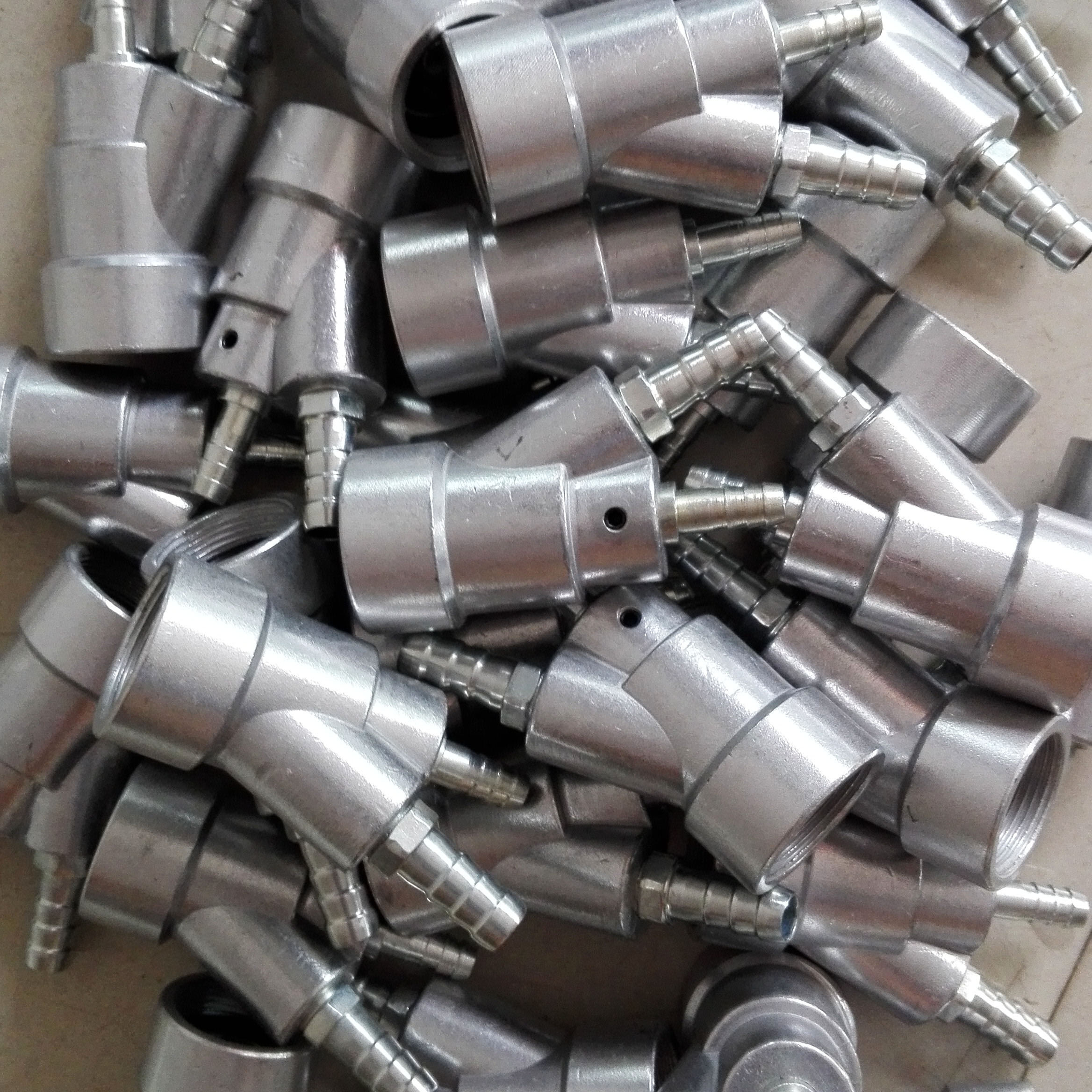 Special spray gun for manual and automatic sandblasting machine / Aluminum alloy sandblasting gun