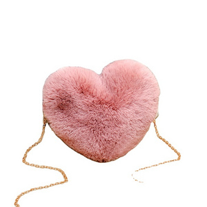 Wholesale Handbag Winter Mobile Phone Sling Bags Faux Fur Handbag Pink Heart Kids Purse Handbags