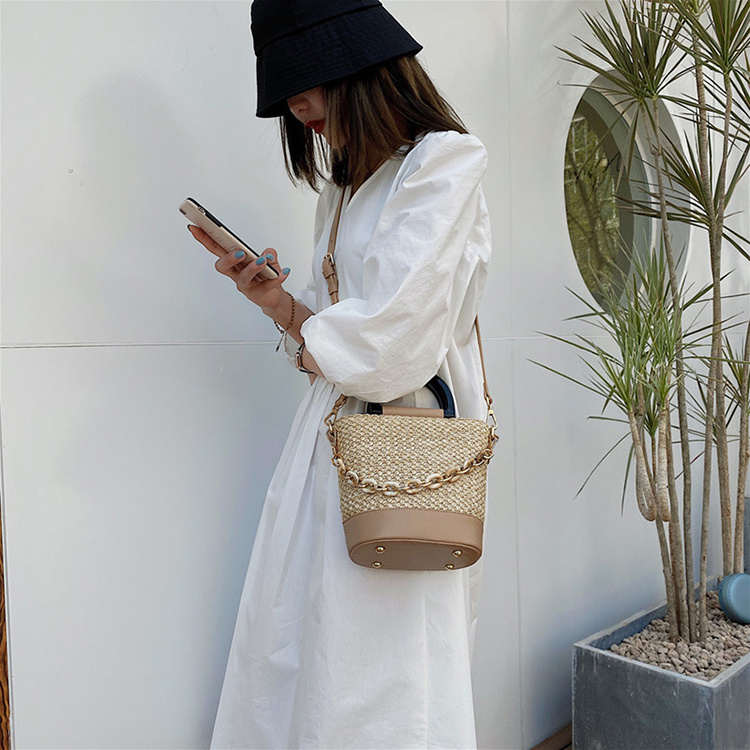 Summer Weave Tote Bag Straw Shoulder Bucket Bags Acrylic Chain Women Fashion Messenger Crossbody Beach Bag