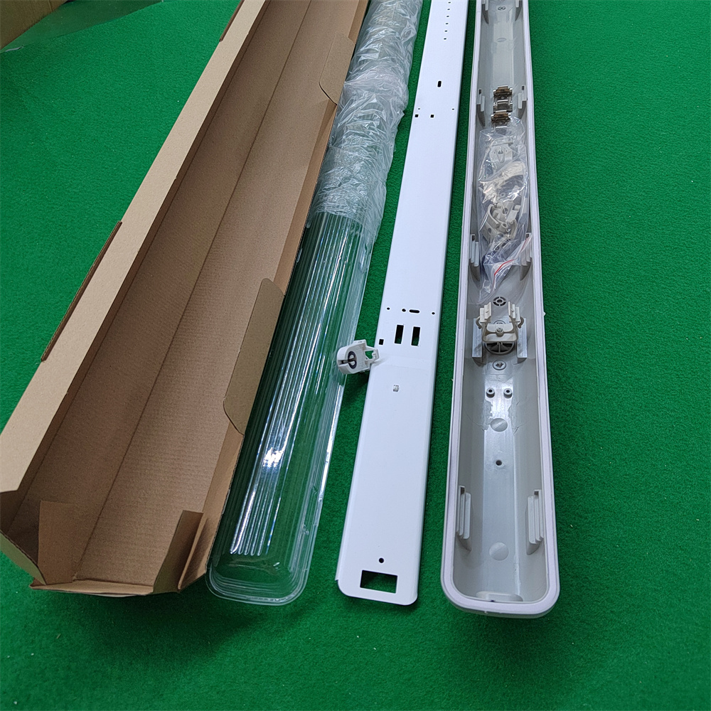 IP65 Waterproof T8 LED  Tube Fixtures single 1*18w Emergency Tri-proof Light 1200mm cheaper T8 4ft  Bracket