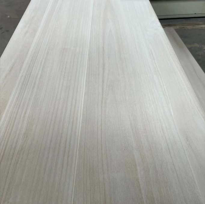 2022 new style  VIETNAM Solid Wood Products Teak Sawn Timber/ Lumber / Hard wood Paulownia edge glued board for Sale