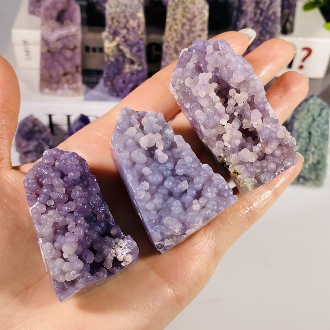 New Arrival High Quality Natural Crystal Purple Grape Agate Stone Tower Green Grape Agate Point For Sale