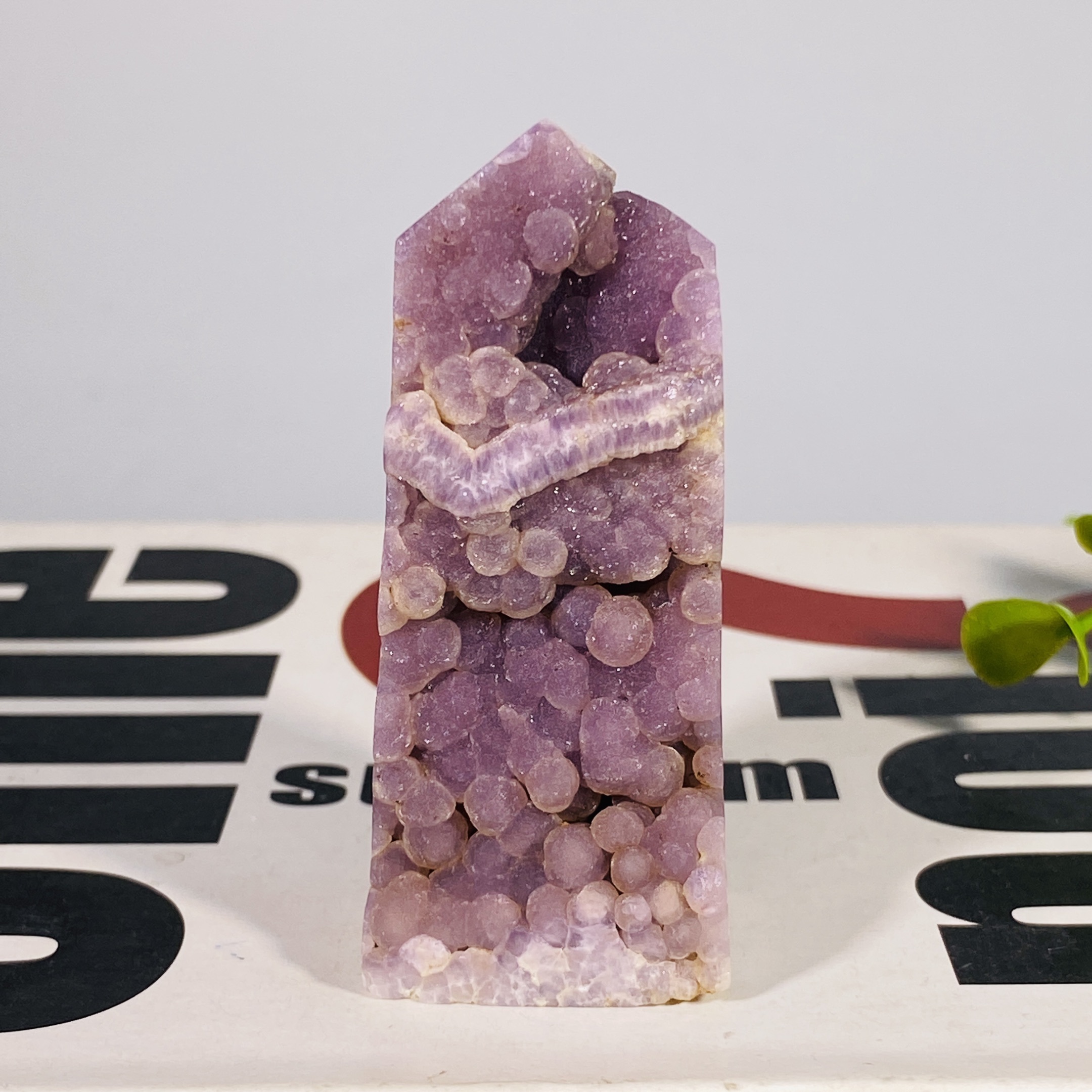 New Arrival High Quality Natural Crystal Purple Grape Agate Stone Tower Green Grape Agate Point For Sale