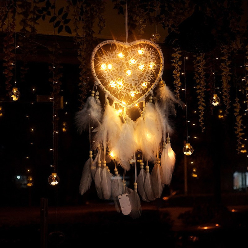 Wholesale Dream Catcher Feather DecorationHandmade Traditional Wind Chimes Hanging large heart shaped moon star Dreamcatcher