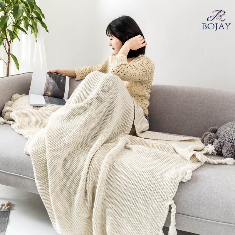 Soft Acrylic Yarn Cable Knit Knitted Throw Blanket with Fringe Tassels Warm Cozy Woven Knitting Blankets for Couch Bed Chair