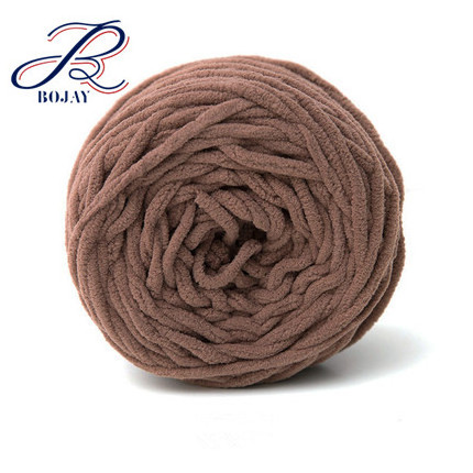 0.7 cm Chenille Chunky Knit Yarn 100% Polyester Super Soft Yarn Velvet 100% Chenille Yarn for Hand Knitting