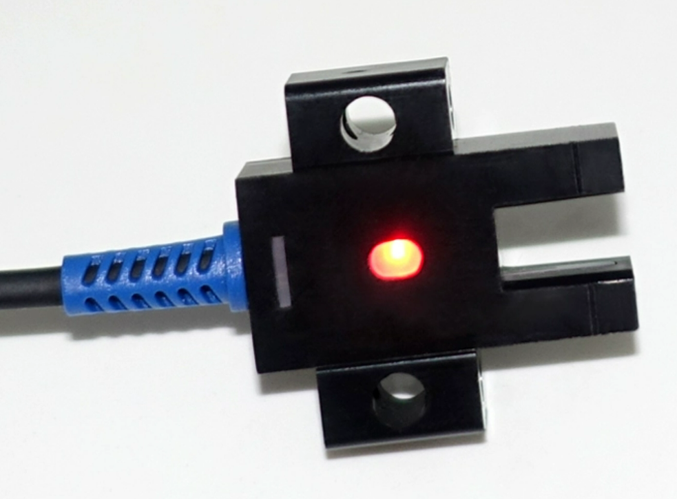 Board mounted t/u dark on micro ir slot type photoelectric switch slotted opto switch 12V sensors photo slotted optical se