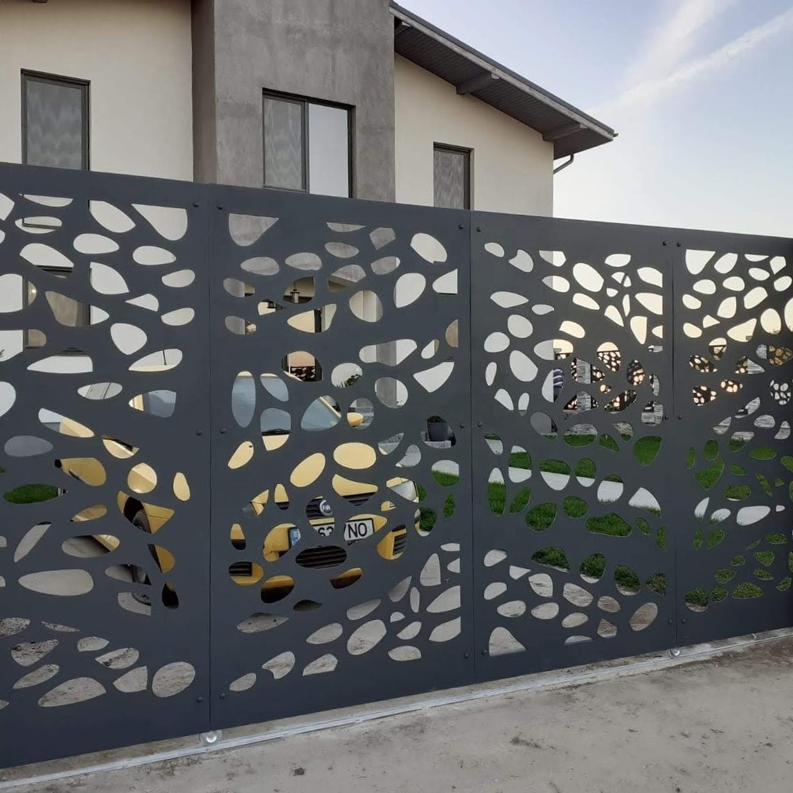 Customization Sheets Of Aluminum Fencing Perforated Metal Fence Courtyard Garden Yard  Weathering Steel Gates Fence Gate