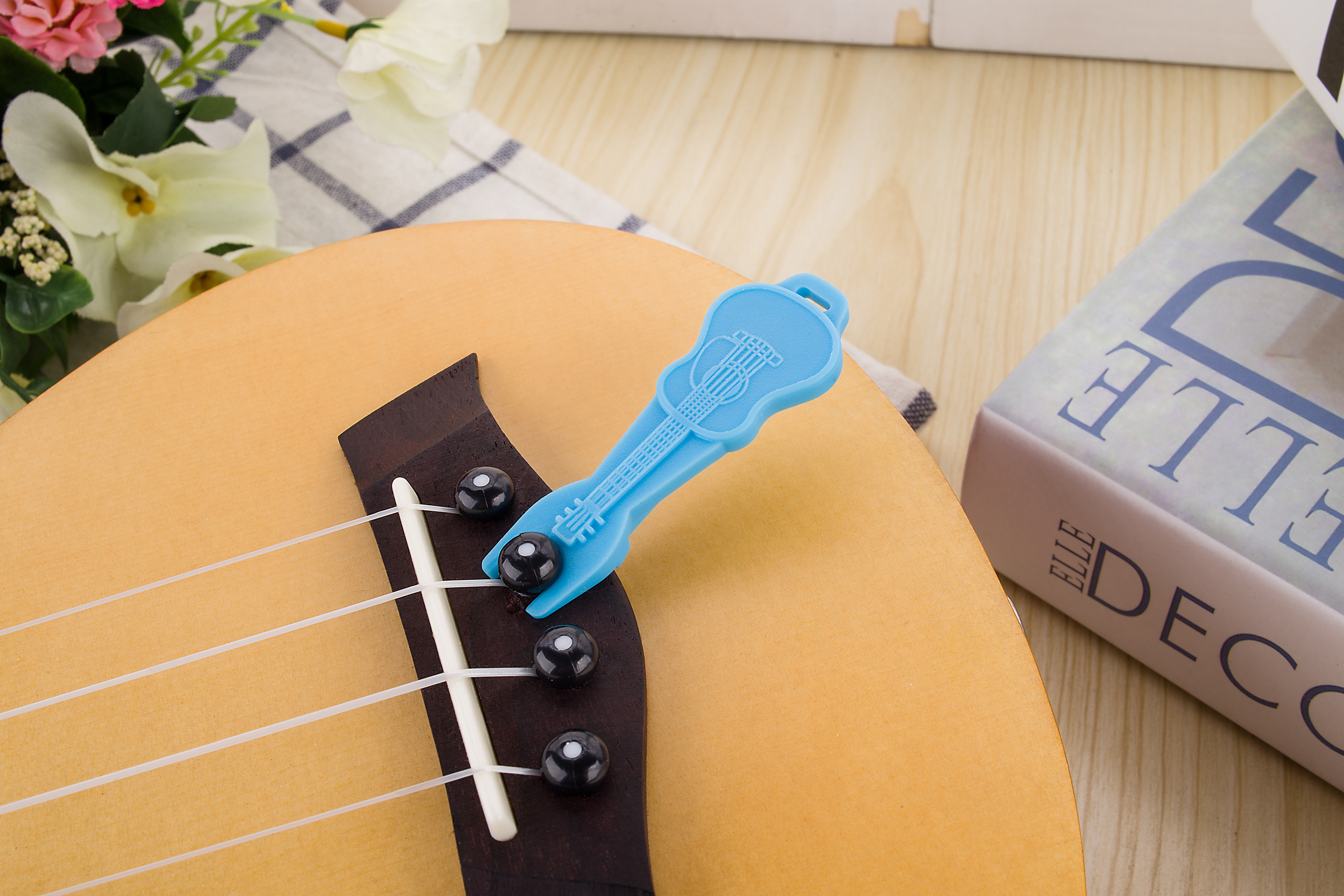 Good quality excellent Factory musical accessories cheaper price durable nice guitar string winder made in China