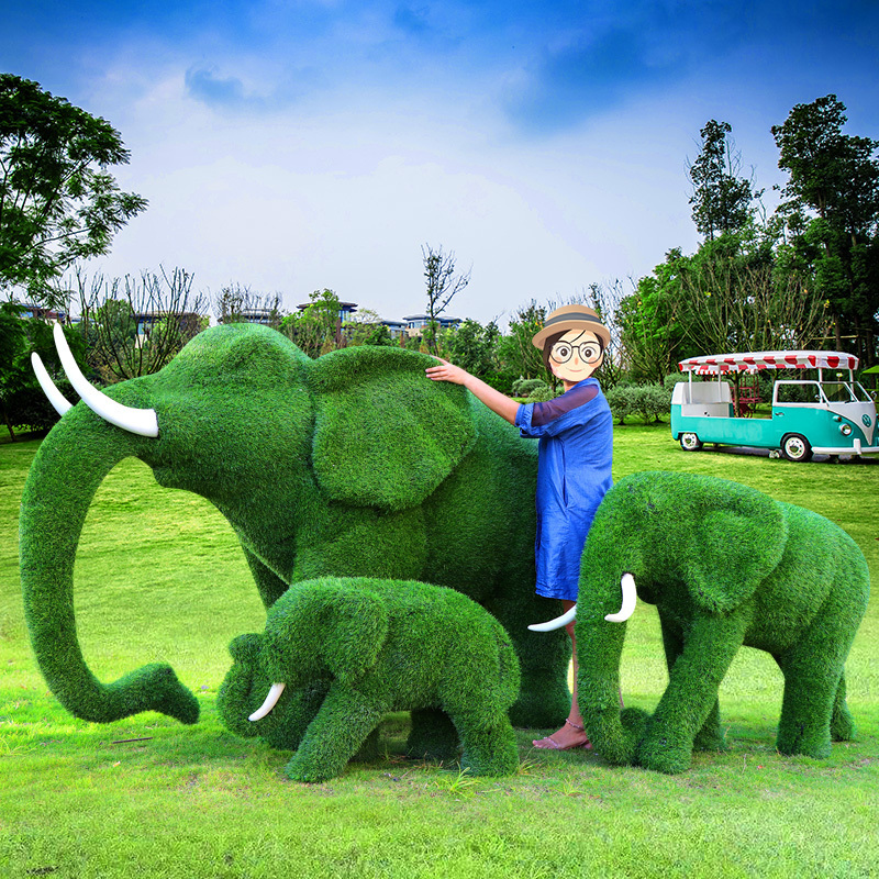 Large Outdoor Green Plant Fiberglass Animal Sculpture FRP Elephant Turf Garden Landscape Lawn Decoration Elephant Statues