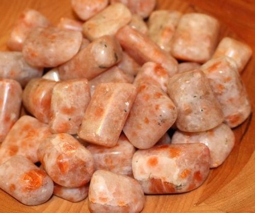 sunstone  tumbel stone in wholesale gemstone  pendant  natural gemstone beads gemstones bulk semi precious stone crafts