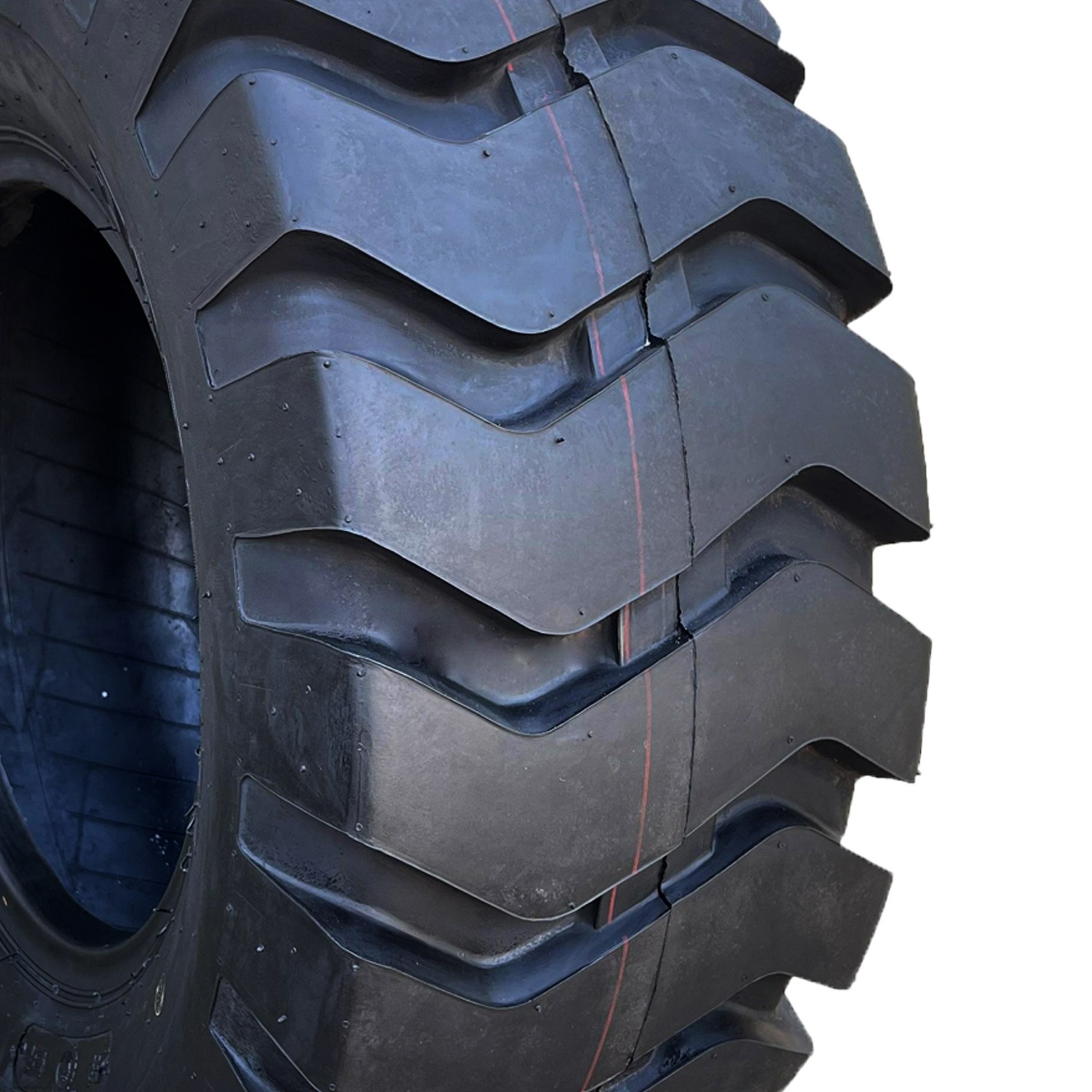 Puncture resistant 23.5-25 PR 24 wheel dozers tires loader or Industrial Off The Road or Solid or Wide-body dump truck tyres