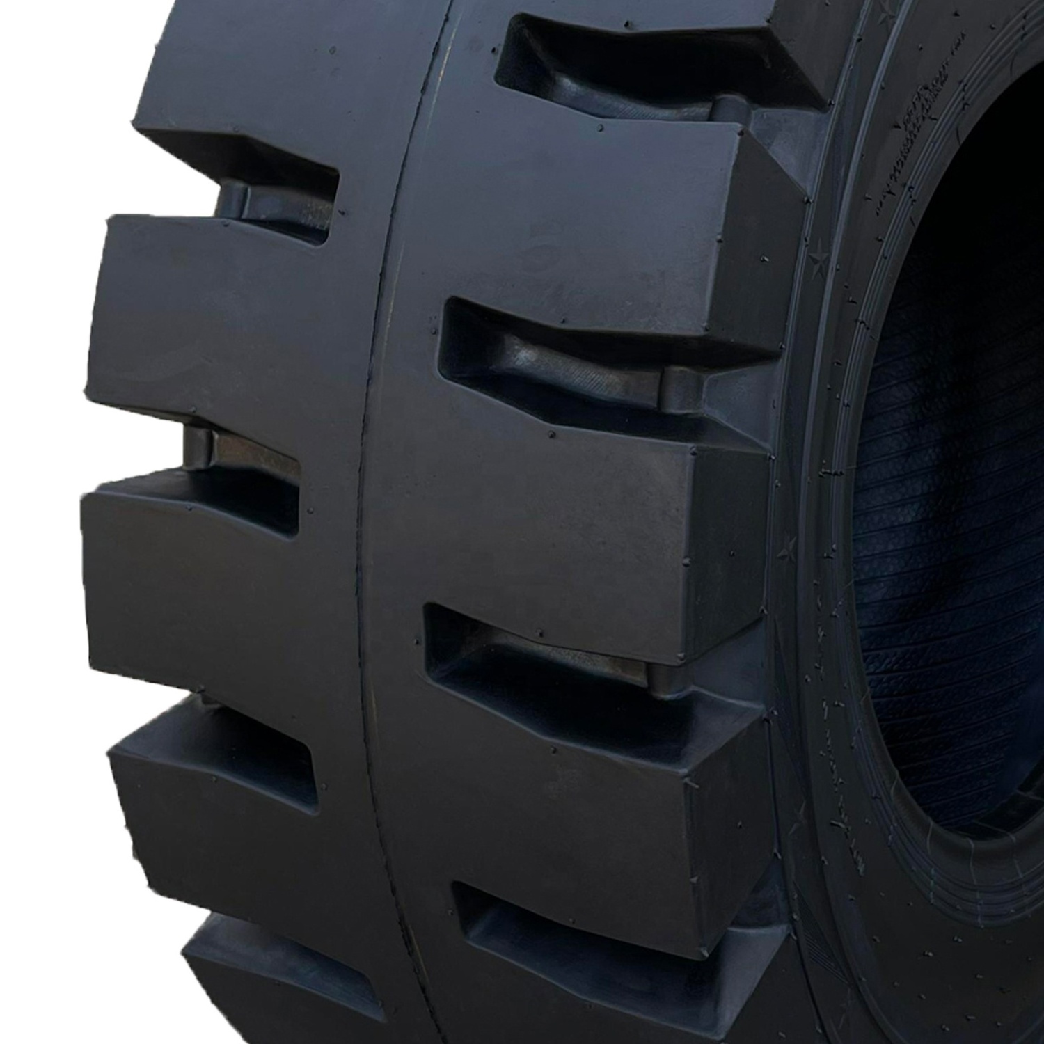 Good traction performance 23.5-25 PR40 Port crane/Scraper tire loader Industrial Off The Road Solid or Wide-body dump truck tyre