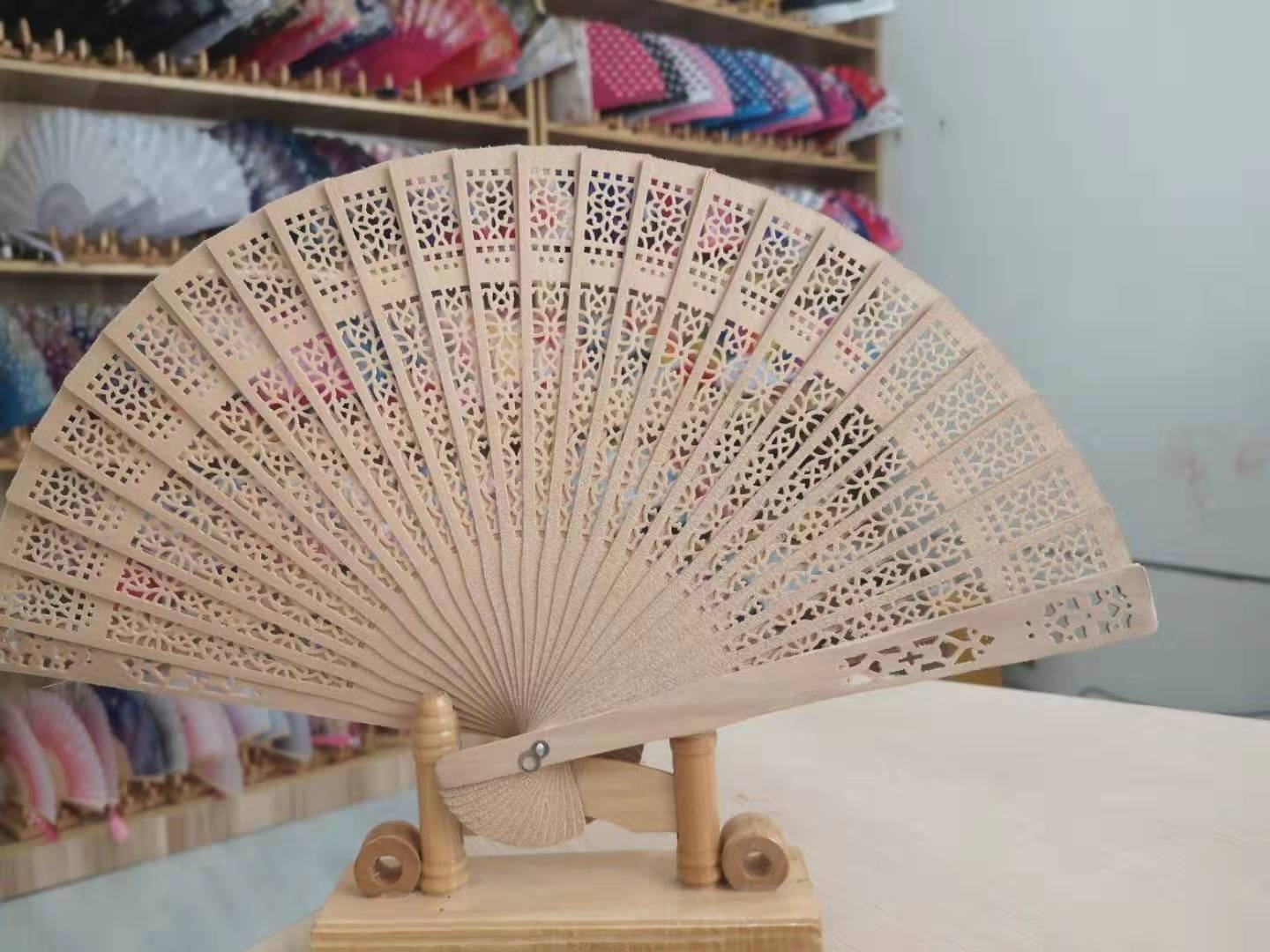 2021 Wholesale Wedding Souvenir Bamboo Handheld Fan Custom Wooden Hand Fan