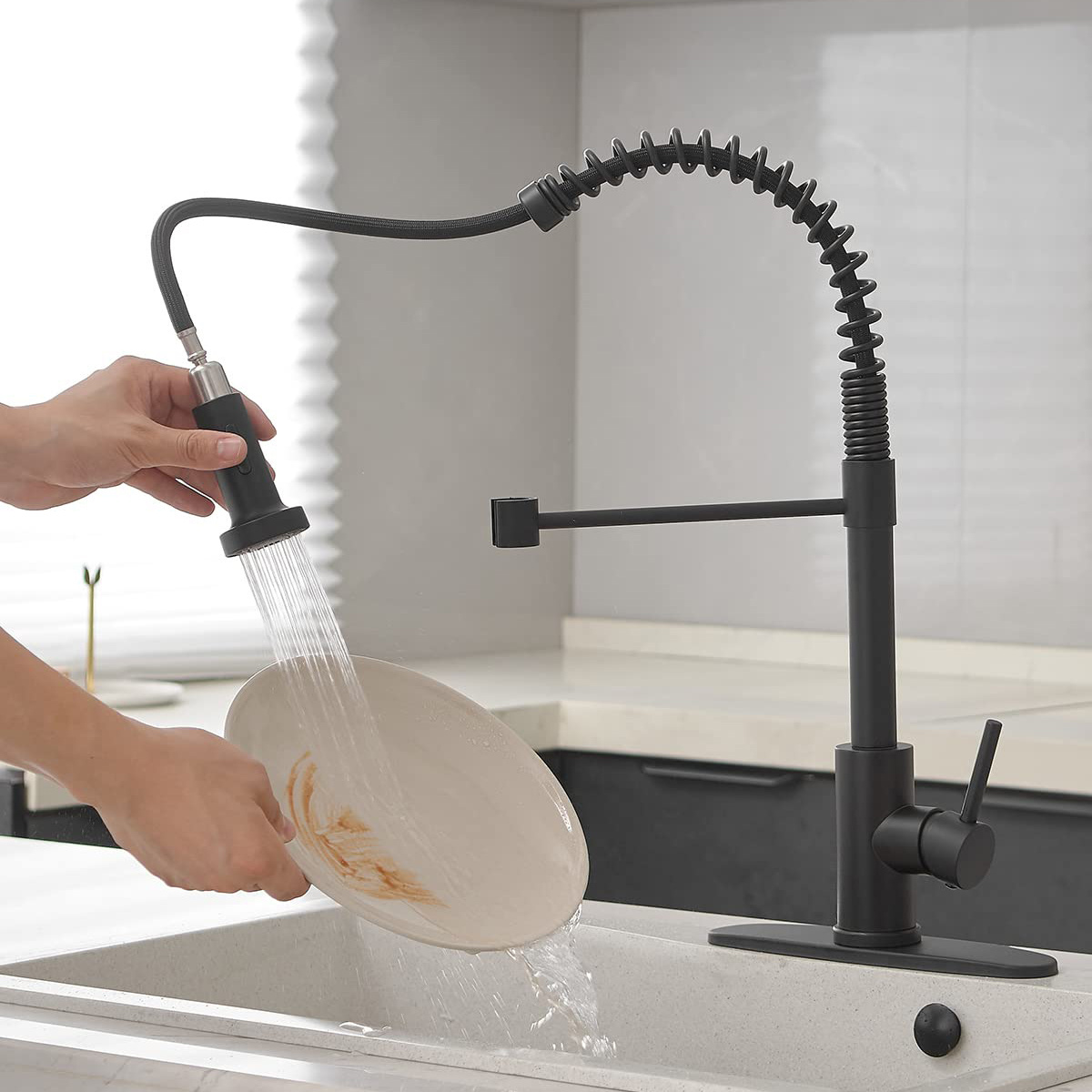 Modern Flexible 304 Stainless Steel Black Spring Sprayer Pull Down 360 Rotation Mixer Water Kitchen Faucet