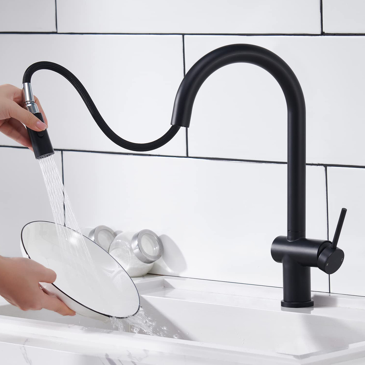 Modern Black Stainless Steel Down Sprayer Kitchen Sink Faucet