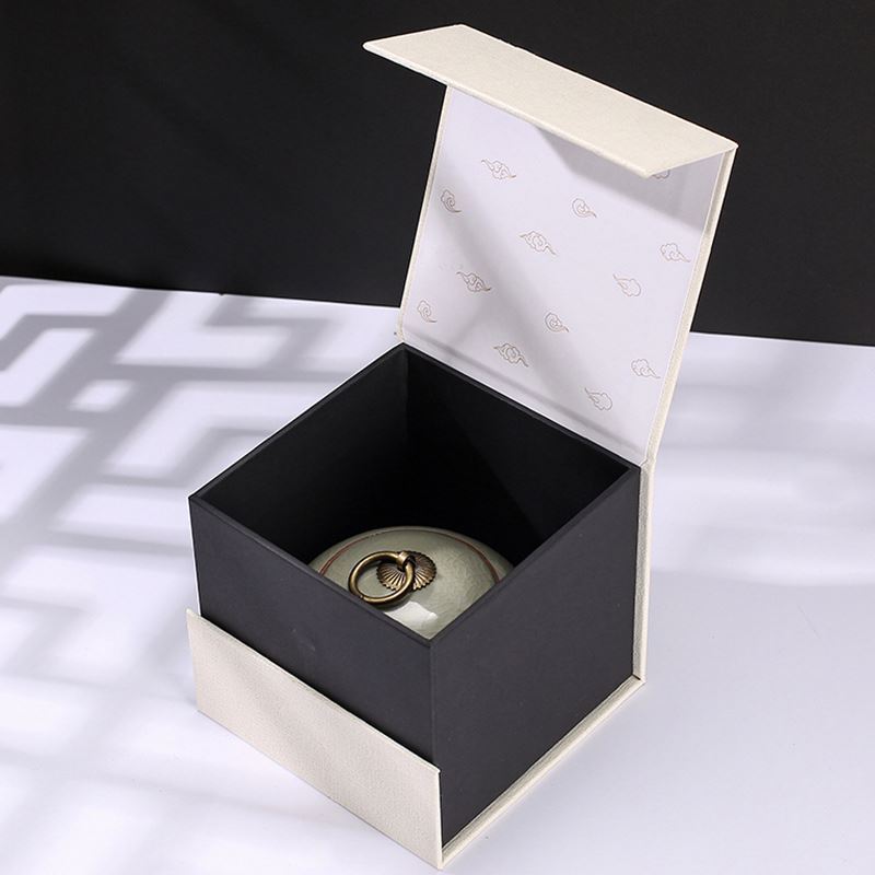 New Arrival Black Velvet Elegant Decoration Bridesmaid Acrylic Invitation Gift Box Cardboard Luxury Wedding Invitation Box 09