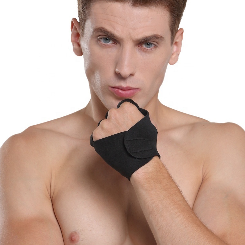 BOOMBM Custom logo Breathable Half Finger Gloves Fitness  Body Building Sport Gym Gloves Men