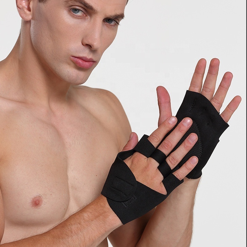 BOOMBM Custom logo Breathable Half Finger Gloves Fitness  Body Building Sport Gym Gloves Men