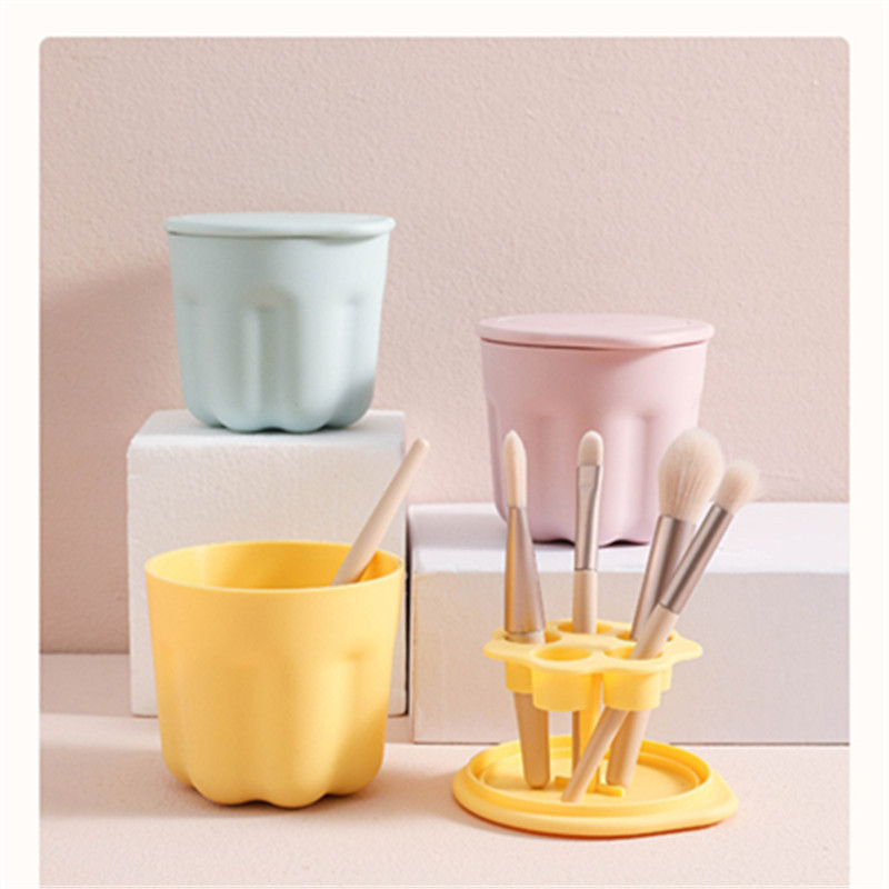 Home Accessories Makeup Brush Washing Tool Cup And Mini Cleaner Pad Makeup Brushes Cleaner and Drying Rack