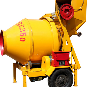 Portable Cement Concrete Mixer Machine Diesel Manual Rotating Small Mobile Self Loading Concrete Mixer With Lift