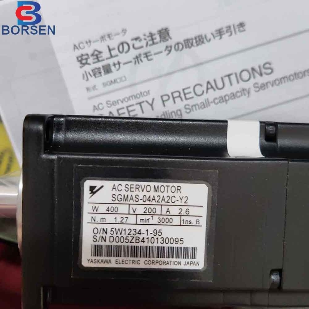 SGMAS-04A2A2C-Y2 Large stock automate progtammable industriel Japan original Yaskawa Ac servo motor For cnc machine