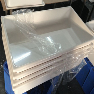 Large size square plastic tub for feeding