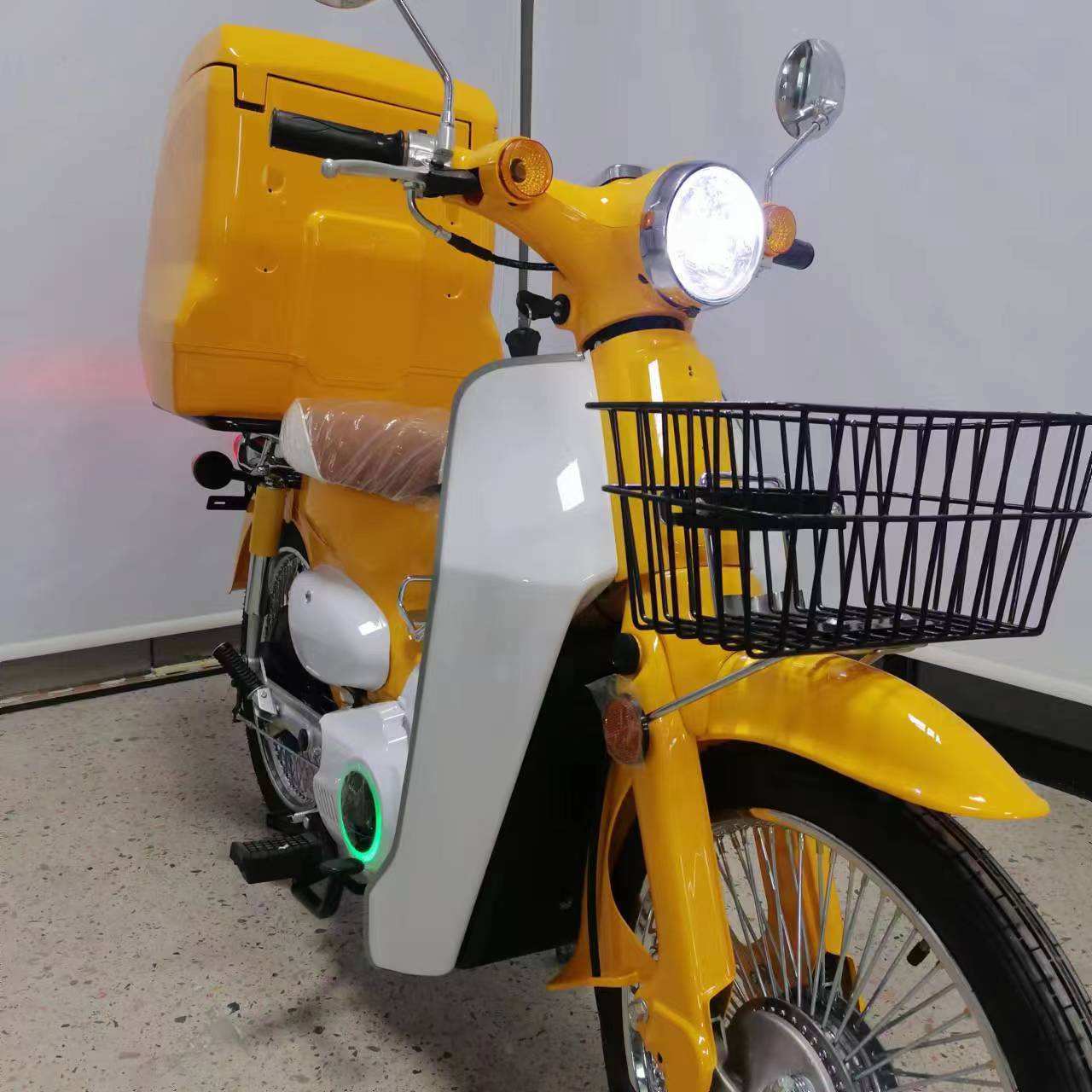 Fast Moped Eec Scooter Adults Motorcycle 60v 55ah 4000w Cub Adults Motorcycle Sale Pizza Delivery