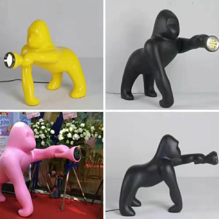 Chimpanzee Sculpture Floor Lamp Decorative Hall Lobby Beacon Gorilla Hold Electric Torch Floor Lights Shake Torch