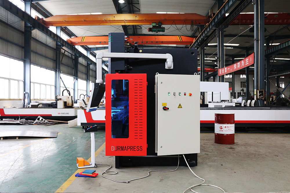 WE67k 100T 125T 175T Smart Hydraulic Press Brake Delem CNC Bending Machine On Cheap Sale