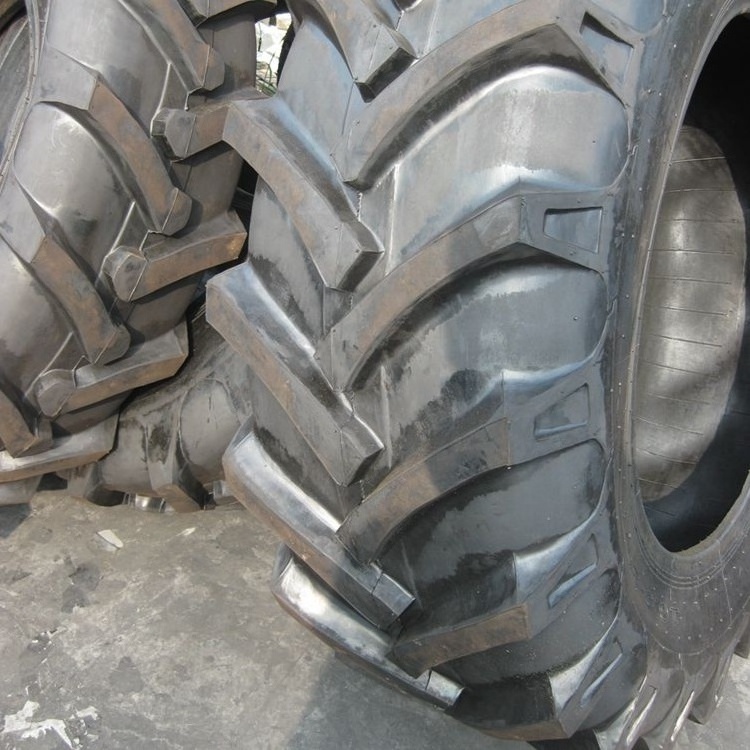 China Tube Tyre R1 12.4-28 24.5-32 28r14.9 28r16.9 Paddyfield Rear Tractor Tire 16.9 28 13 6 28 13.6 16 18.4-34 14.9-28 16.9 30