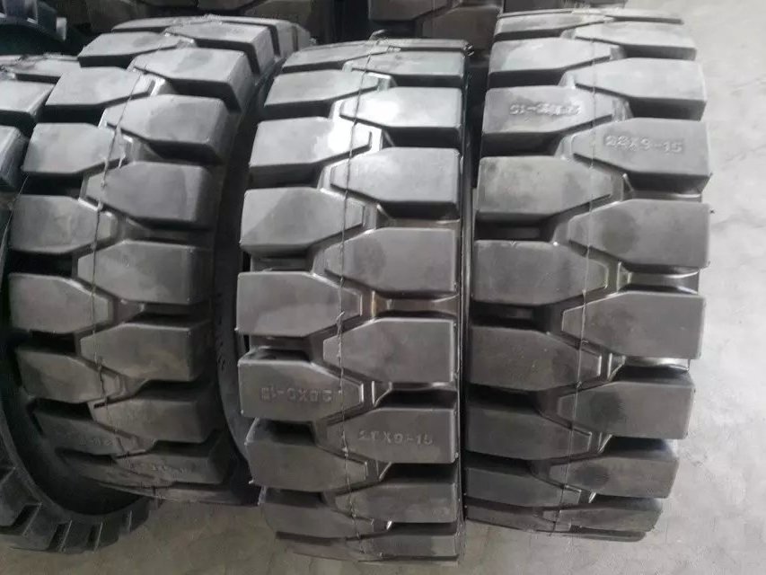 7.00-12 8.25-20 9.00-20 10.00-20 11.00-20 12.00-20 12 20 Inch Rubber Solid Tire For Forklift Heavy Trucks Trailers