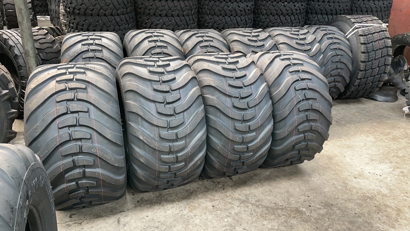 China Super Extra Woodland Flotation Forestry Tires 20.5-25 18.4-26 23.1-26 28l-26 Agricultural Skidder Tyre