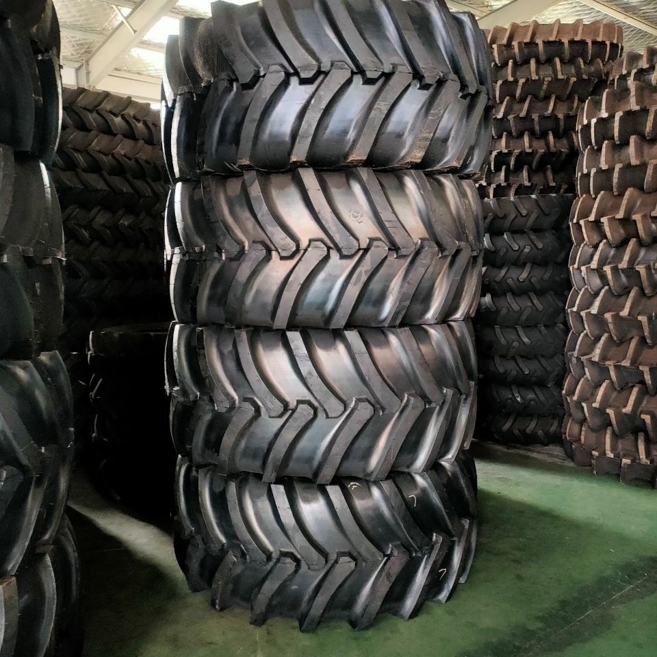 China Super Extra Woodland Flotation Forestry Tires 20.5-25 18.4-26 23.1-26 28l-26 Agricultural Skidder Tyre