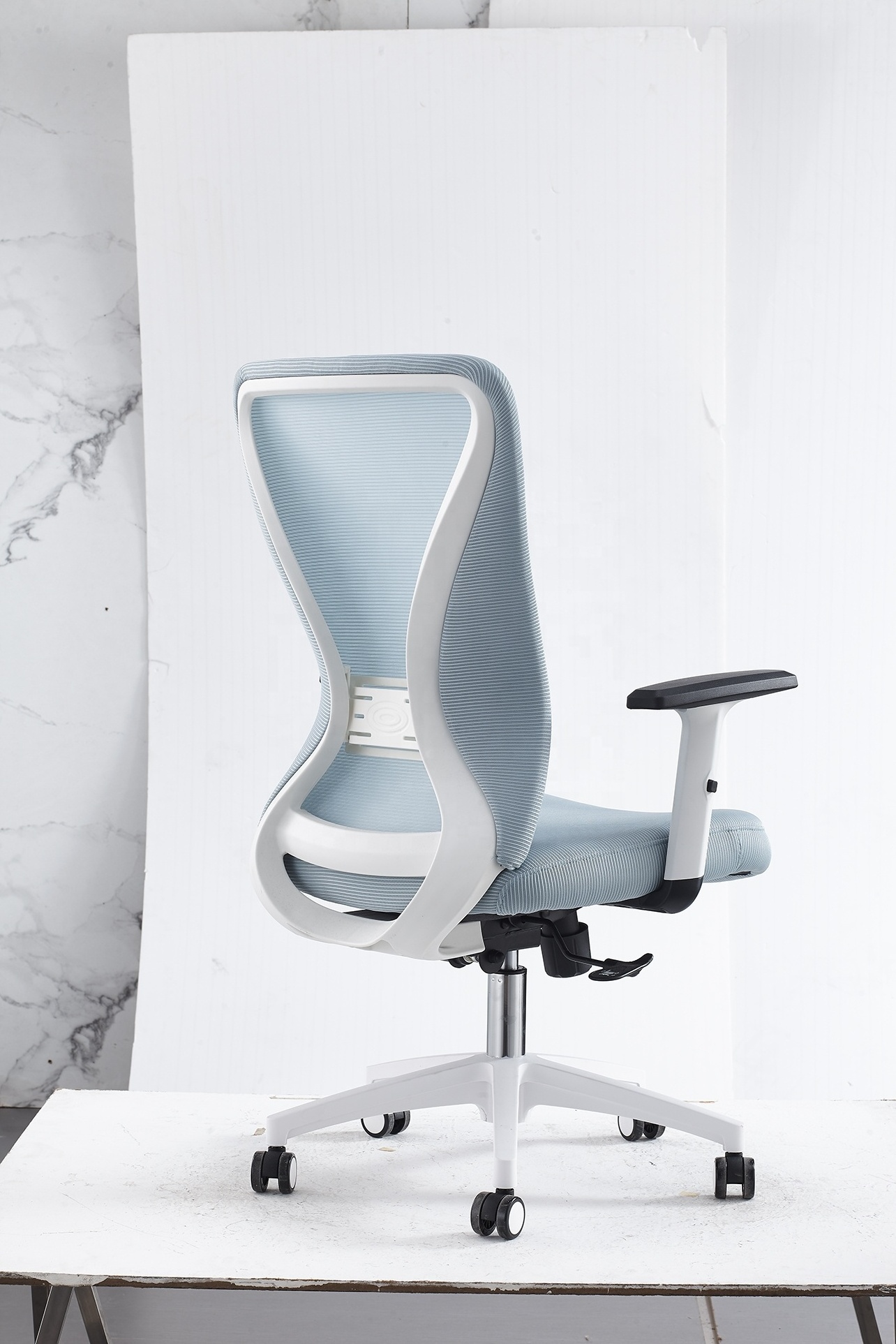 Modern Office Mesh Swivel Revolving Ergonom Ergonomic Chaises De Bureau Manager Office Chair For Office