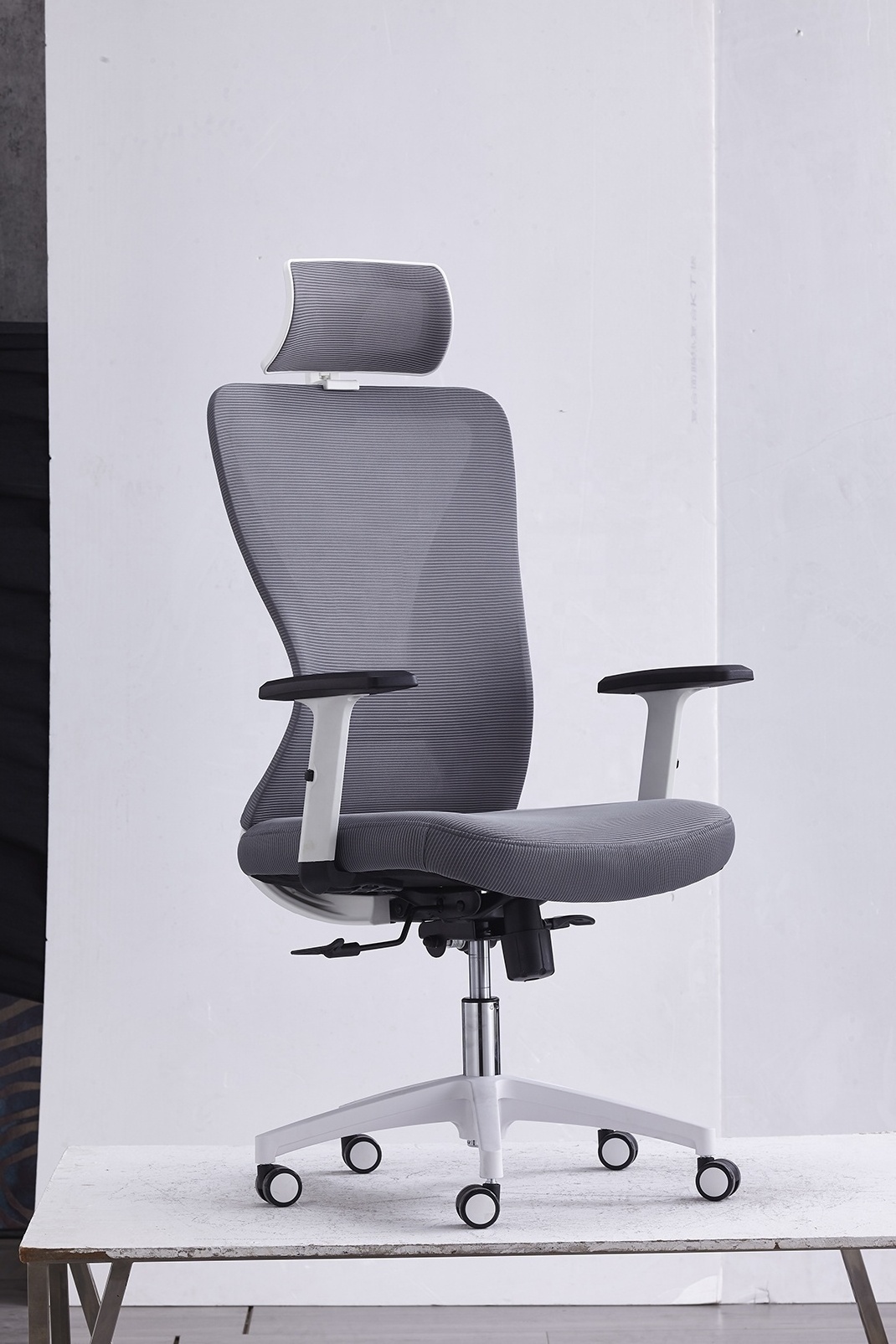 Modern Office Mesh Swivel Revolving Ergonom Ergonomic Chaises De Bureau Manager Office Chair For Office