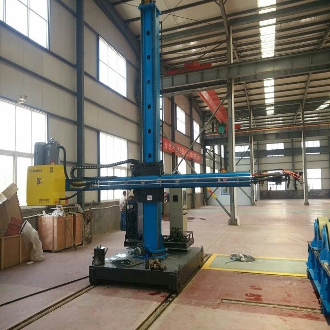 China Luoyang metal robot pipe SAW Heavy Column Boom / Automatic Welding Manipulator Machine