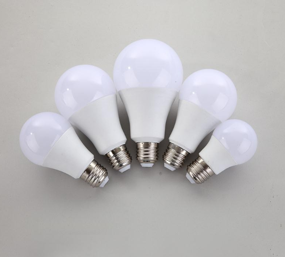 2700K 4000K 6000K 120V 230V 3W 5W 7W Smart Light Bulb with Cheap Quality